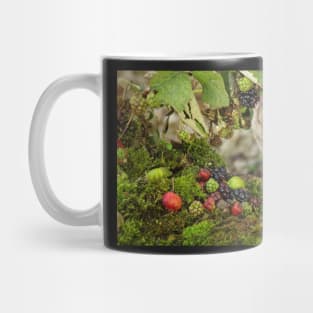 Little mouse nibbling the brambles Mug